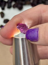 Load image into Gallery viewer, 50g Rough Star Garnet Lot - Idaho Lapidary Cab Facet Grade rare Gemstone