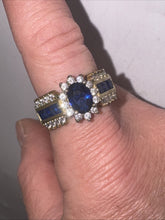 Load image into Gallery viewer, Vintage ADL 14k Yellow Gold Blue Sapphire Cocktail Statement Ring 5.1g Size 7