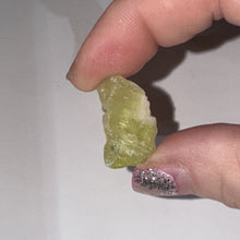 Load image into Gallery viewer, 4g Rare Brazilianite Rough Gemstone  Translucent Facet Grade Specimen Lapidary