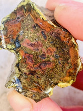 Load image into Gallery viewer, 10 Pound Bulk Old Stock Rough 1950's Agate GemStone Mineral Lapidary Collection
