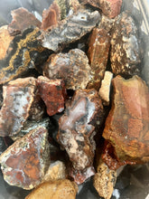 Load image into Gallery viewer, 10 Pound Bulk Old Stock Rough 1950's Agate GemStone Mineral Lapidary Collection