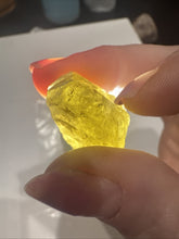 Load image into Gallery viewer, 12g Rare Brazilianite Rough Gemstone  Translucent Facet Grade Specimen Lapidary