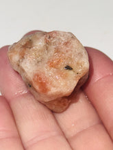 Load image into Gallery viewer, 23g Rough Rainbow Confetti Sunstone Gemstone Specimen, Schiller - Flash Lapidary