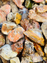 Load image into Gallery viewer, 10 Pound Bulk Old Stock Rough 1950's Agate GemStone Mineral Lapidary Collection