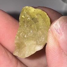 Load image into Gallery viewer, 4g Rare Brazilianite Rough Gemstone  Translucent Facet Grade Specimen Lapidary
