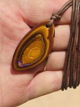 Load image into Gallery viewer, Handcrafted Australian Boulder Koroit Opal Genuine Leather Cord Necklace W/Flash