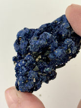 Load image into Gallery viewer, 140ct Natural Azurite Gemstone Blue Mineral Display Crystal Specimen 25x43mm